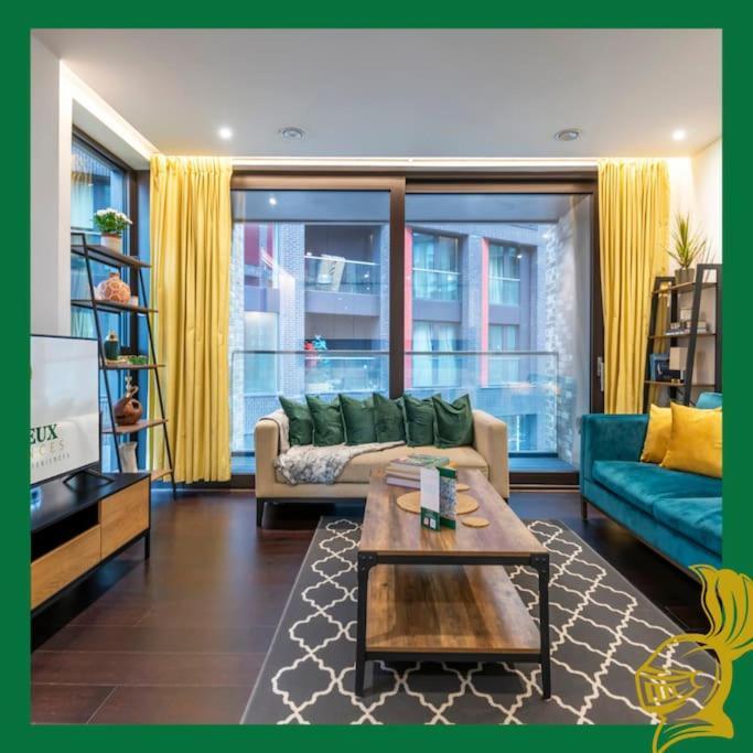 The Embassy Two Bedrooms Devereux Residences Appartement