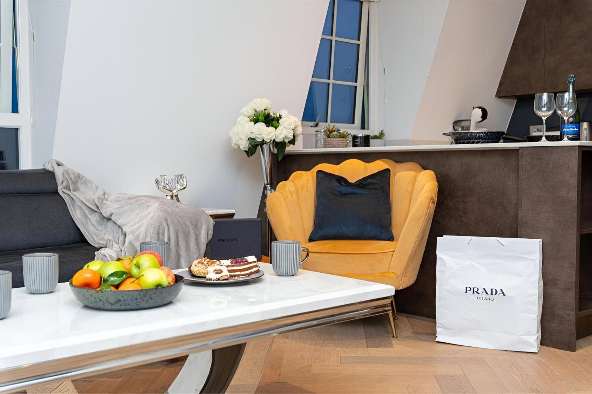 Marble Arch Penthouses With Skyline Views *