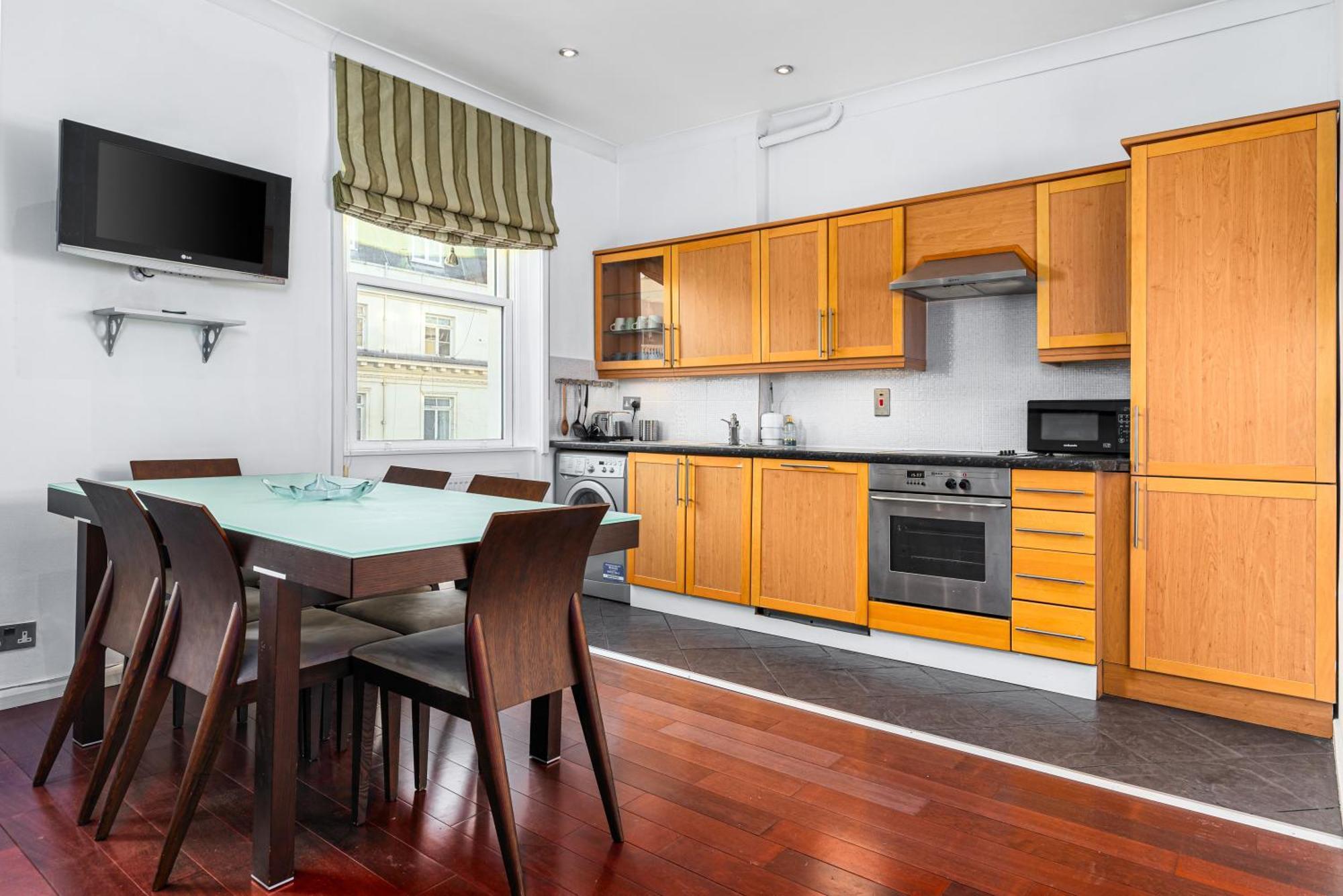 Bright & Spacious 2-bedroom In Paddington Hydepark Londres