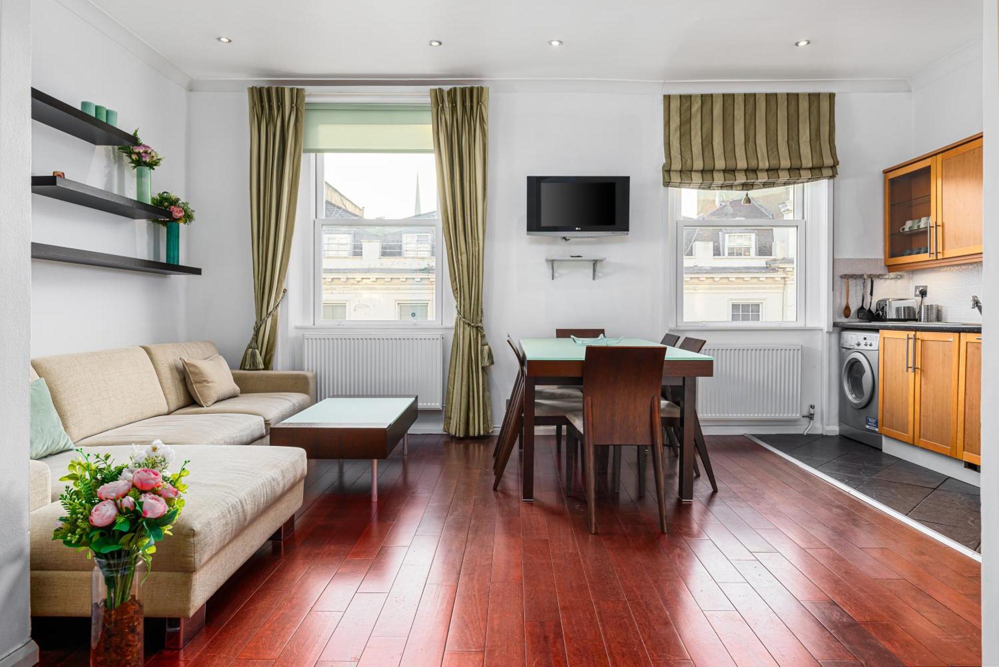 Bright & Spacious 2-bedroom In Paddington Hydepark *