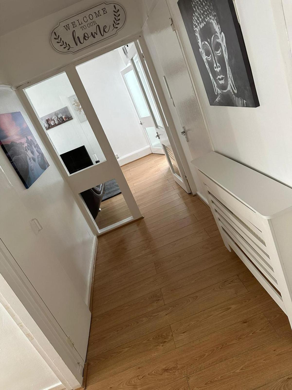 Cosy 2 Bedroom In South West Appartement