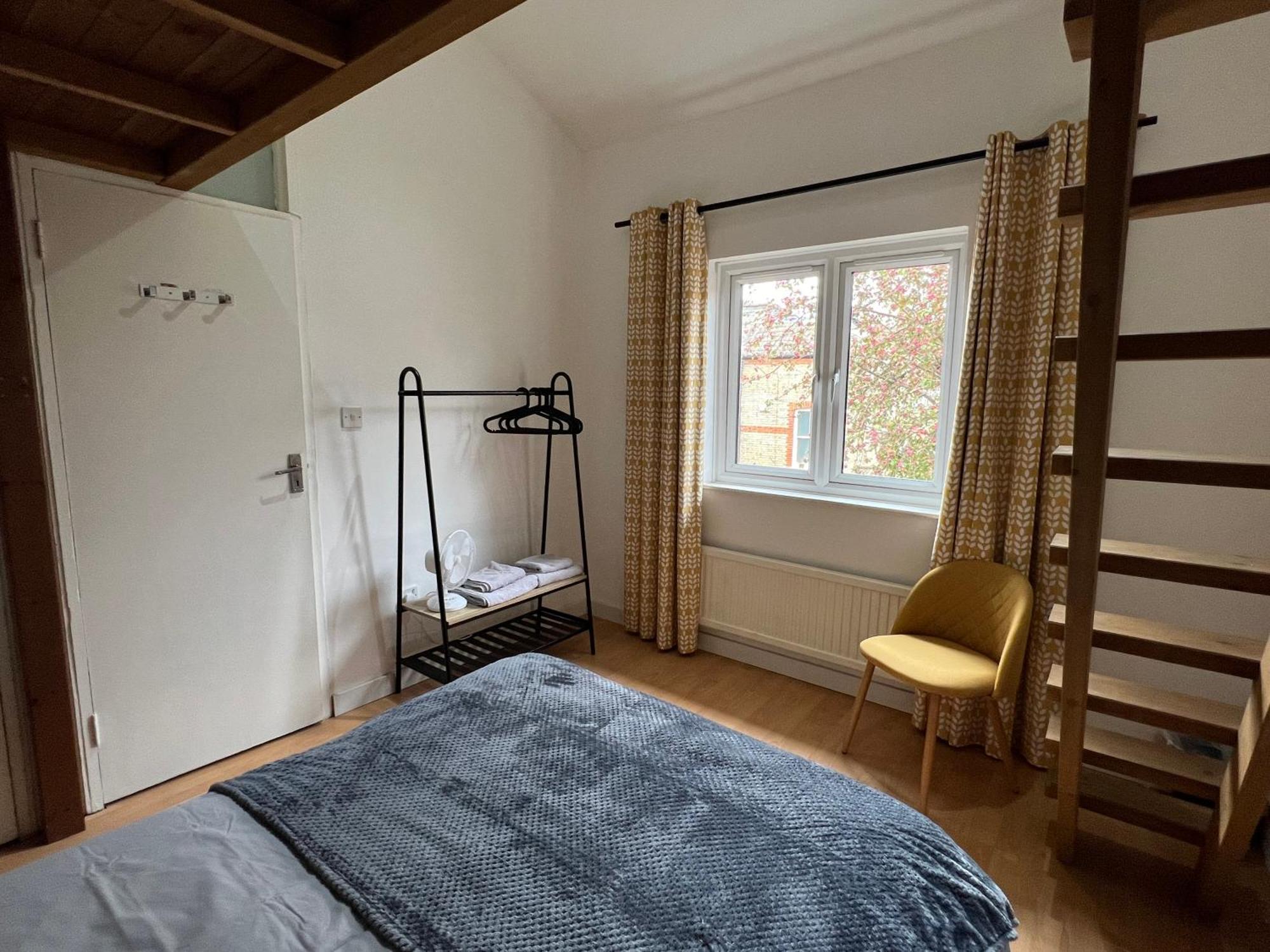 3 Bedroom Town House In Muswell Hill Holiday home *