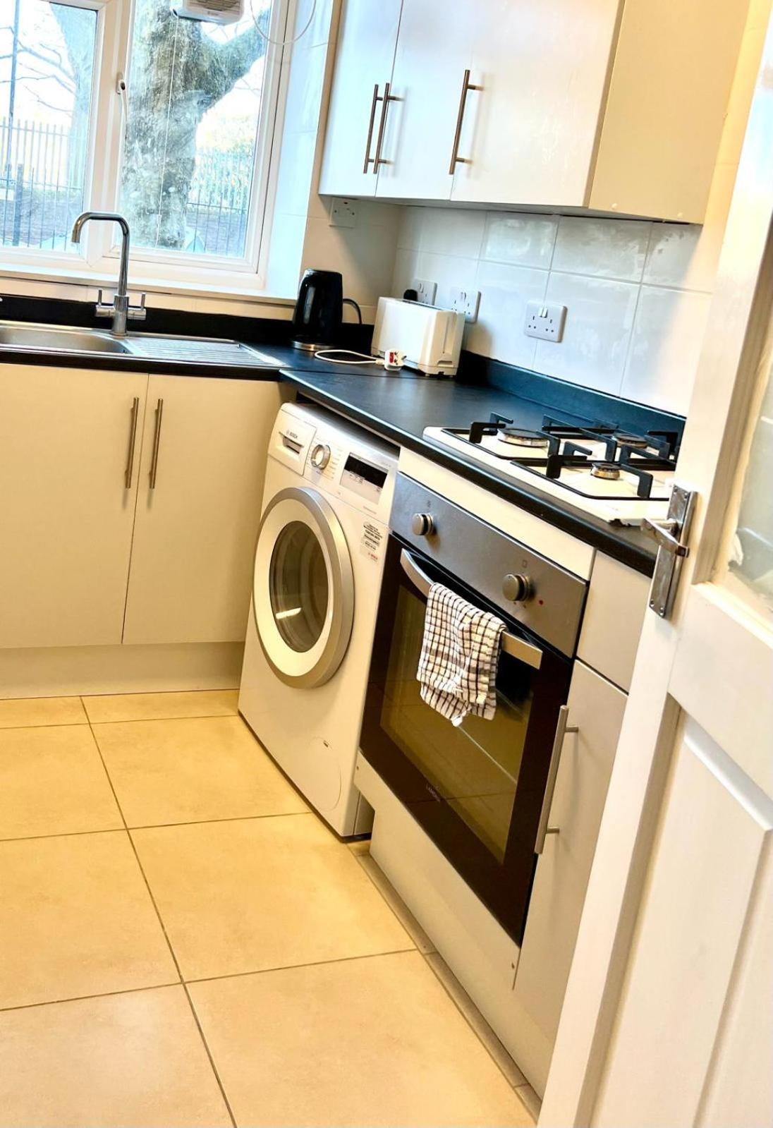 Private Double In The Center Of Habitación en casa particular Londres