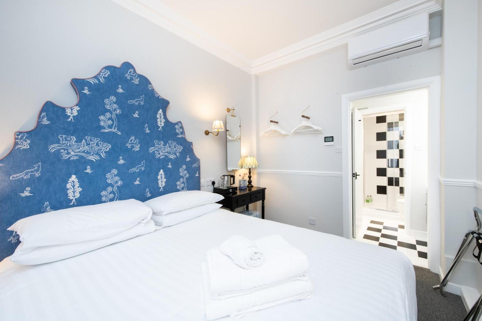 Hotel Americana 3*
