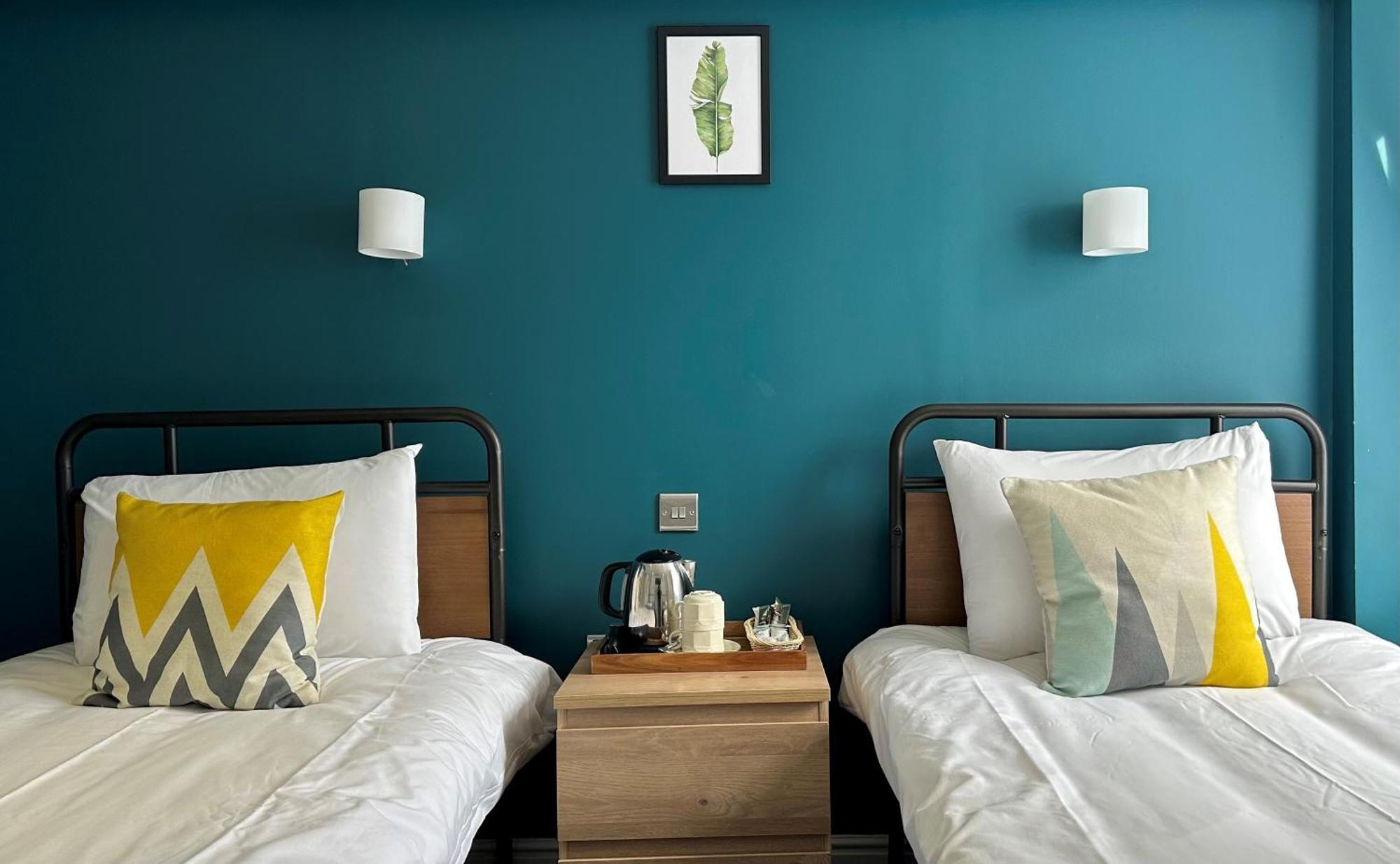Smart Hyde Park View Hostal