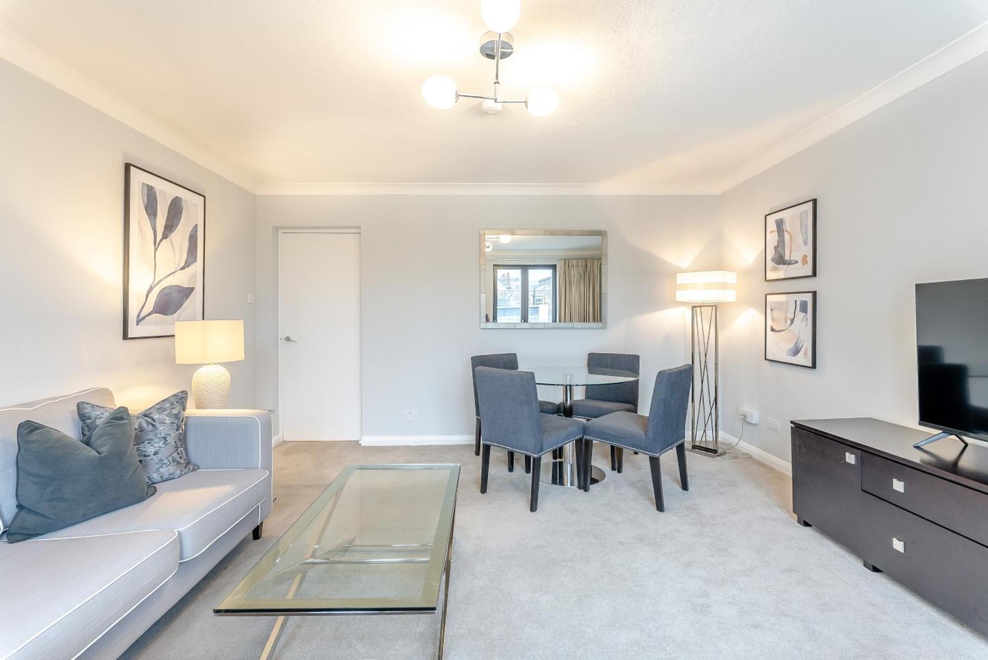 Pond Place Appartement *