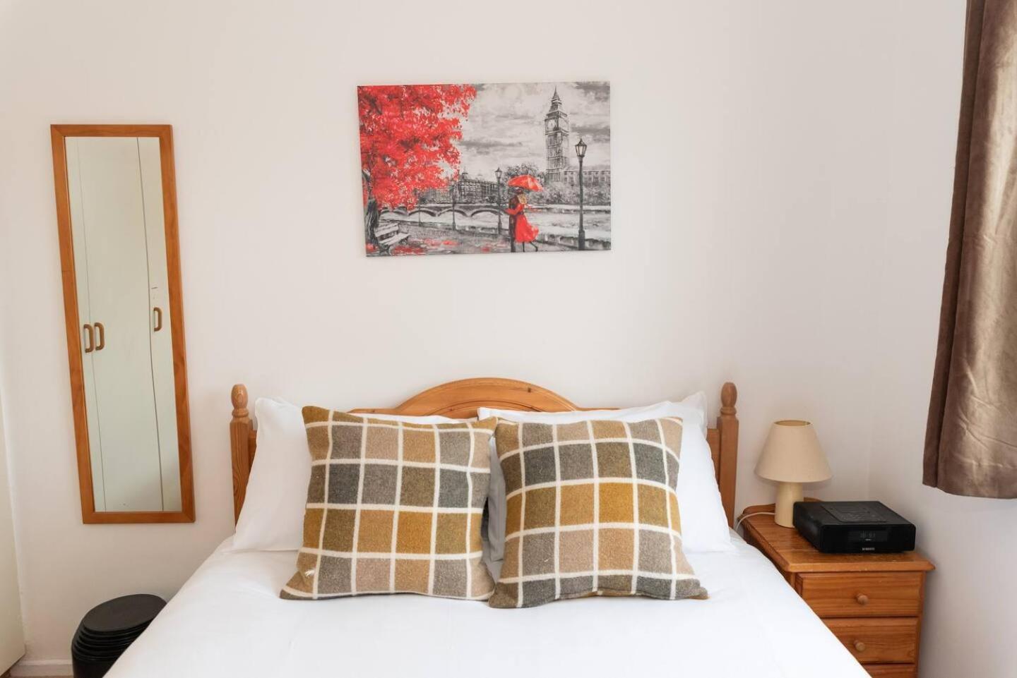 Apartamento Sunny Maisonette With Views Over Canary Wharf, Londres