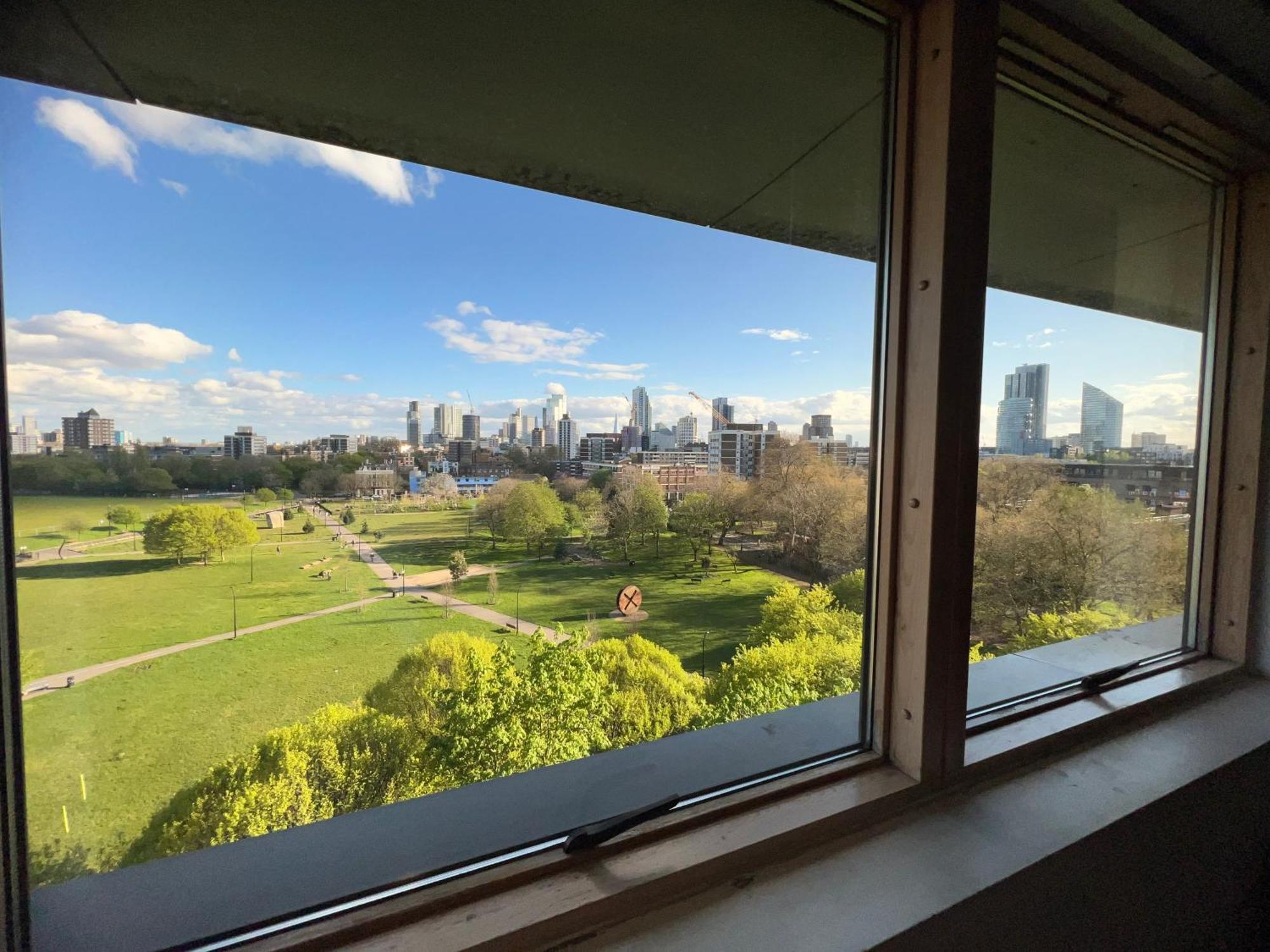 2 Bed 2 Bath Luxury In London