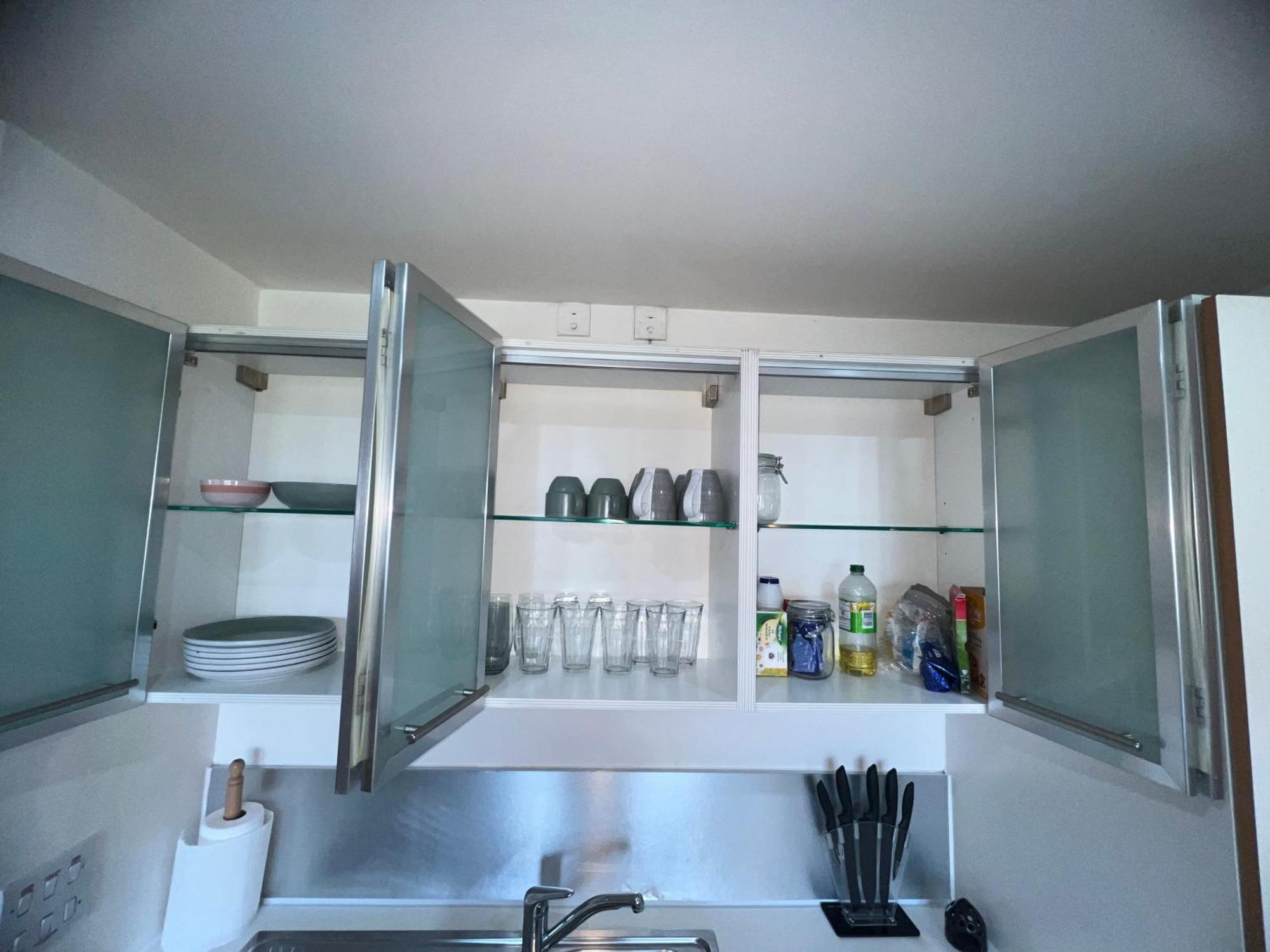 2 Bed 2 Bath Luxury In Apartment London