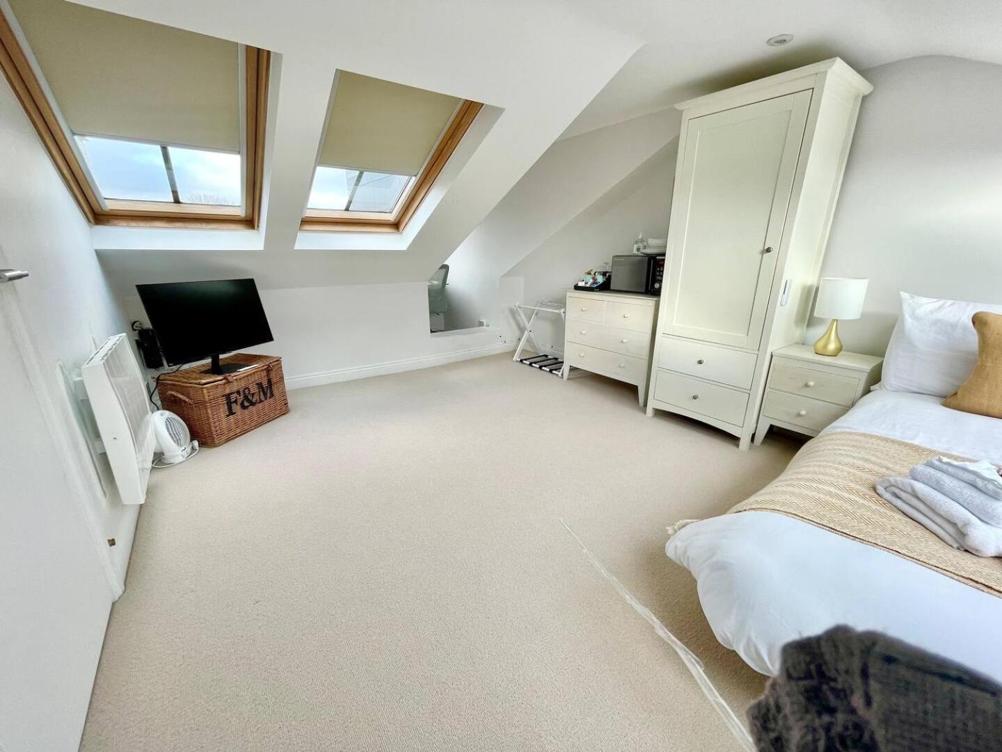 Bright Quiet Loft Ensuite Serene Clapham Area * Londres