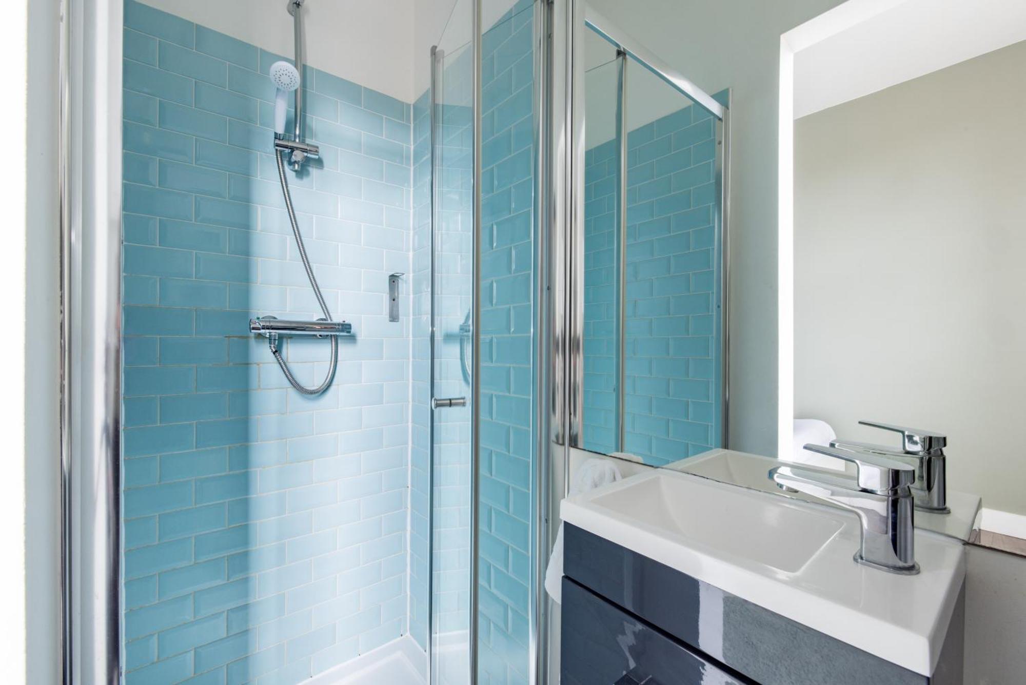 Charming Euston Apartment *