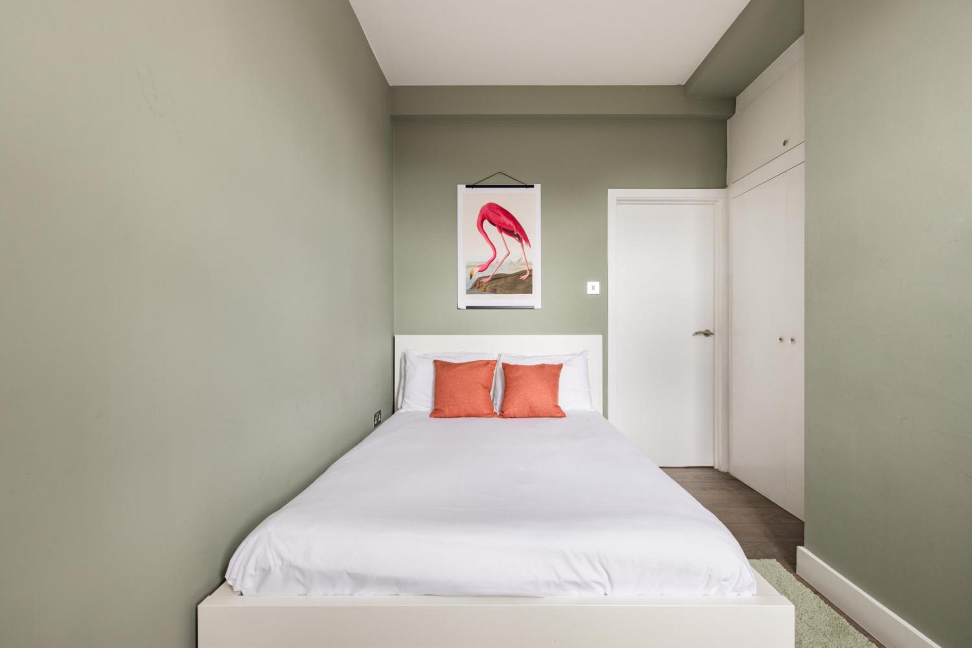Charming Euston Apartment *