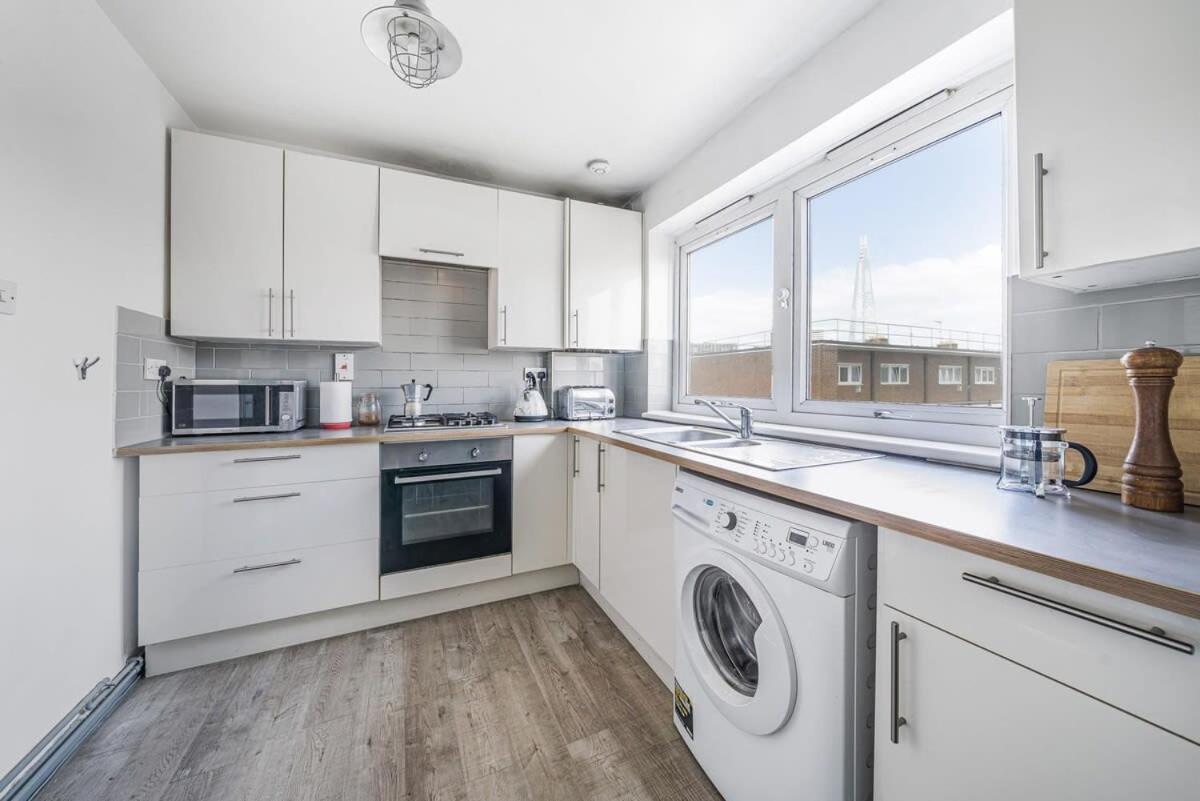 Apartment 2 Bedroom Central With Views London