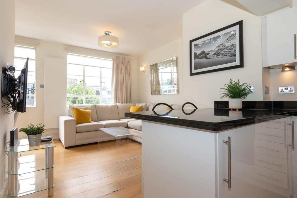 Bright & Spacious Floor In Chelsea Apartamento Londres