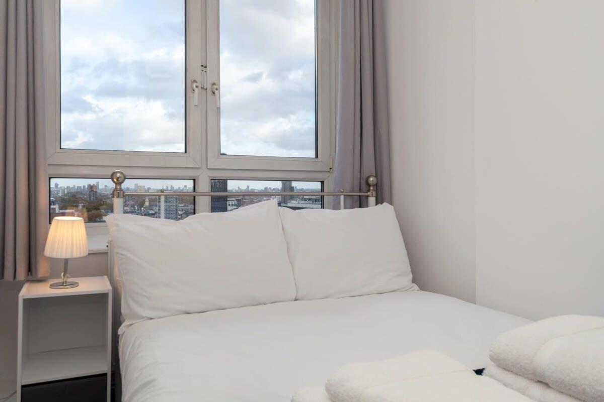 3 Bedroom Old Street - Amazing Views *