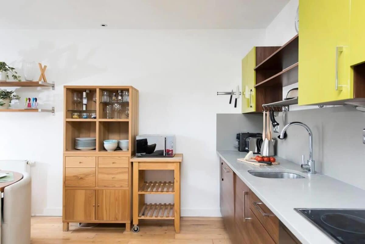 Apartamento Modern 2 Bed W Balcony In *