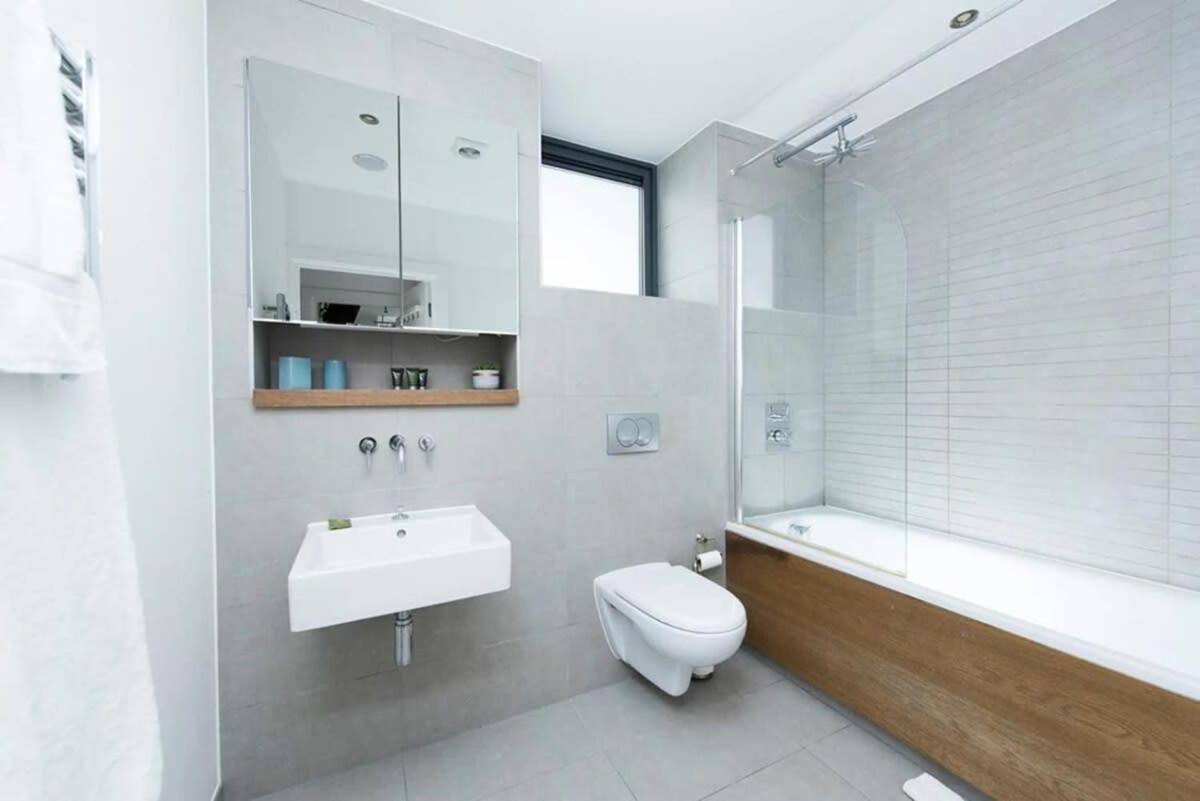 Modern 2 Bed W Balcony In Apartamento Londres