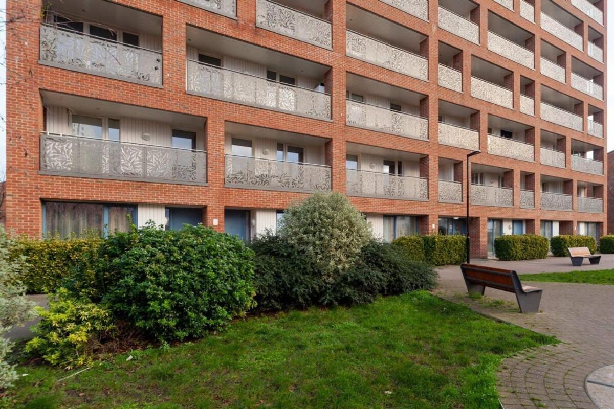 Modern 1 Bedroom Canning Town Apartamento *
