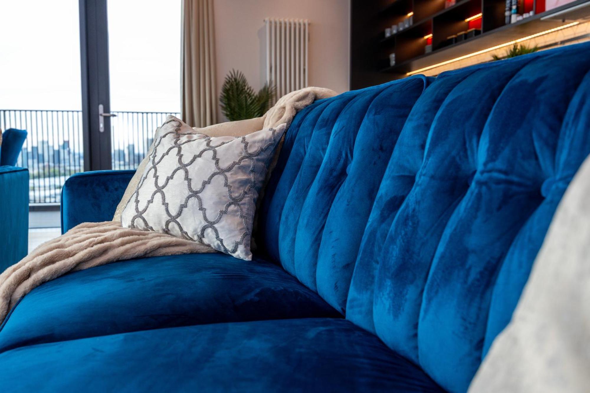 Luxury & Spacious 2 Bedroom Apt With City Views Apartamento Londres