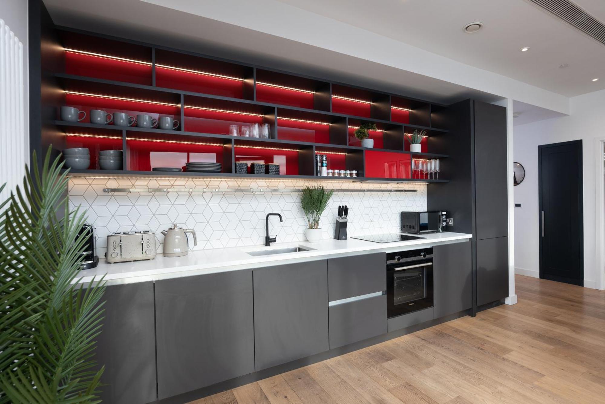 Luxury & Spacious 2 Bedroom Apt With City Views * Londres