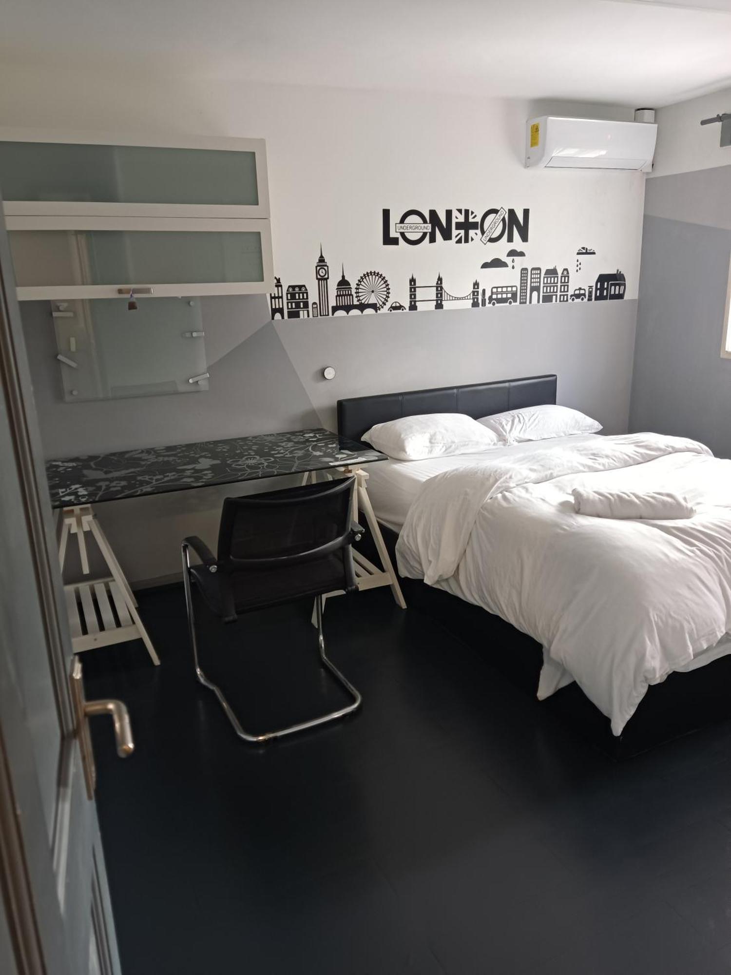 En-suite Soft Water Air Conditioning Tv Neo * Londres