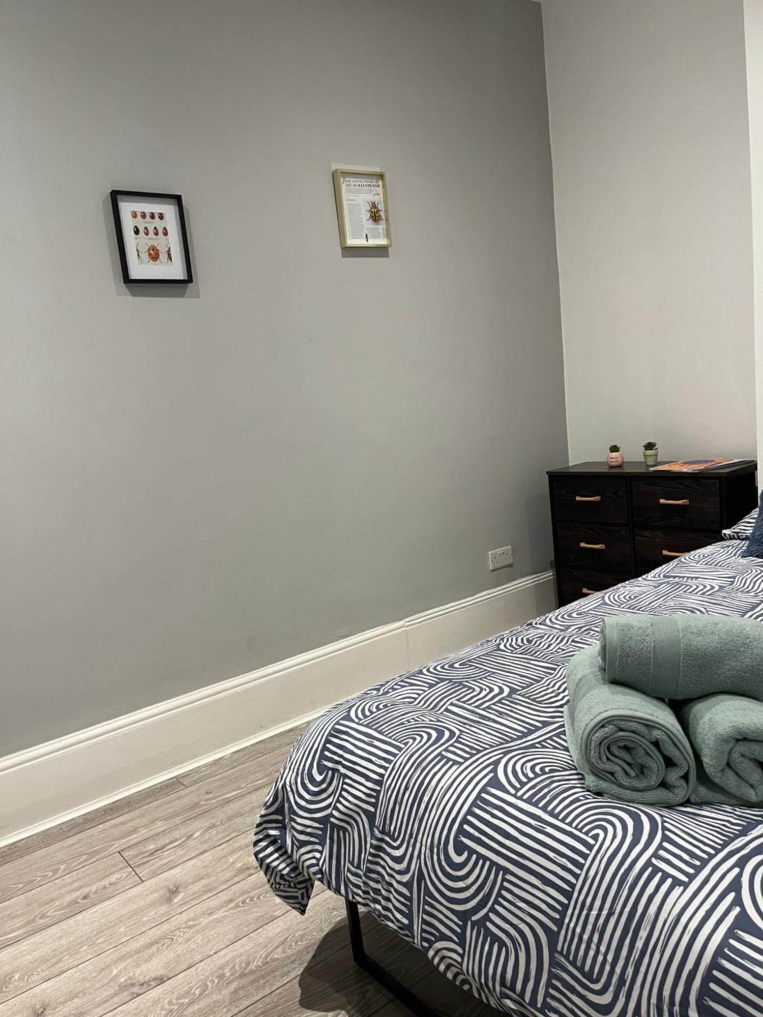 Super 2 Bed Flat Appartement Londres