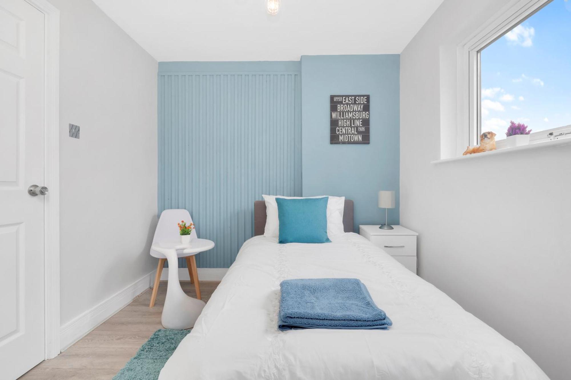 Waterside 4 Bed Apartment