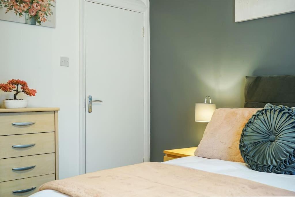 2 Bed Garden Flat Sleeps 6 Close To Brixton Londres