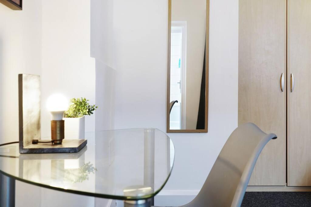 2 Bed Garden Flat Sleeps 6 Close To Brixton Appartement *