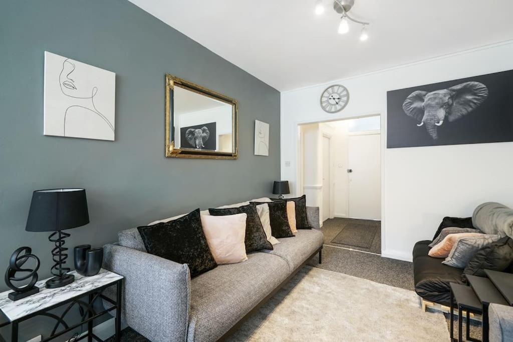2 Bed Garden Flat Sleeps 6 Close To Brixton Appartement