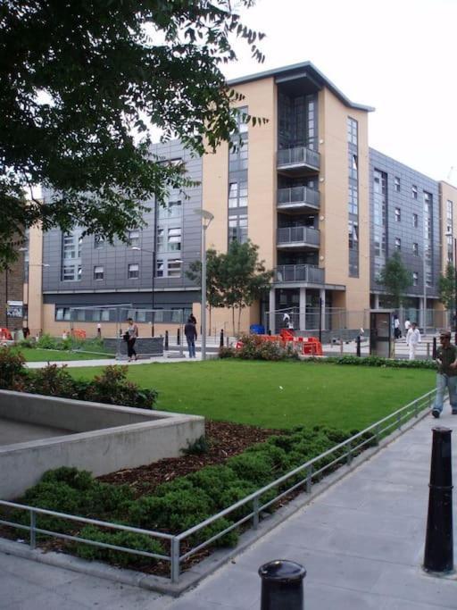 Appartement Spacious 2 Bedroom In Near Tube *