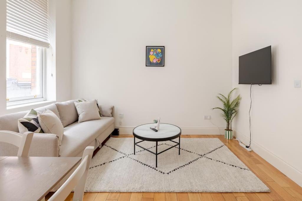 Apartment Beautiful 1 Bed Flat 2 Minute Walk To Camden Station London