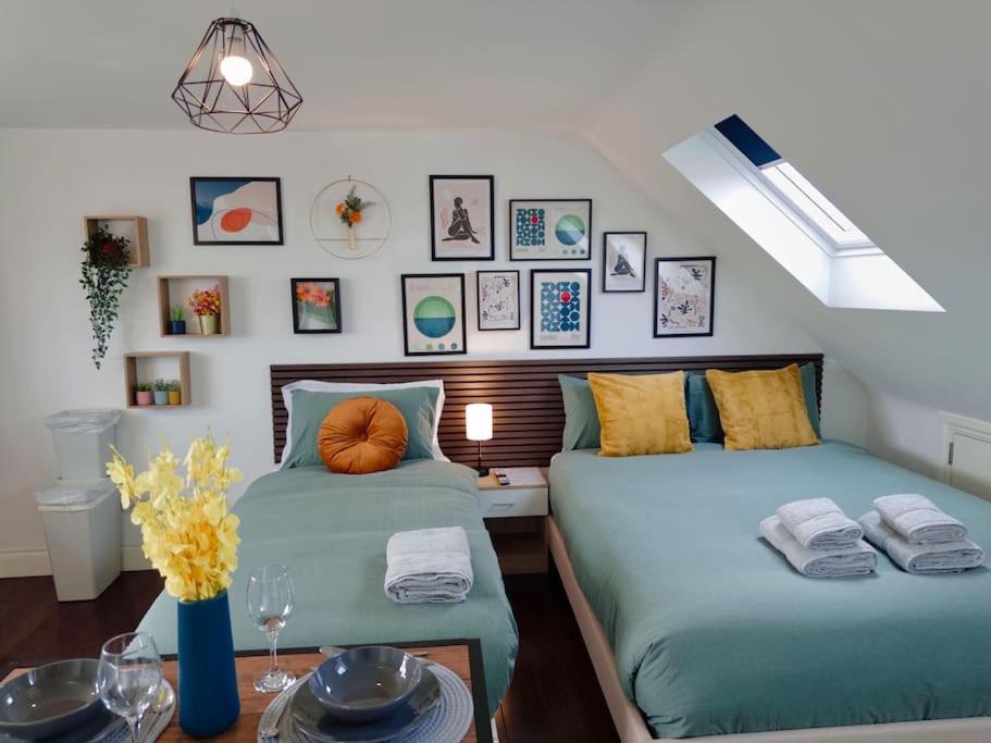 Superb Loft 30min To *
