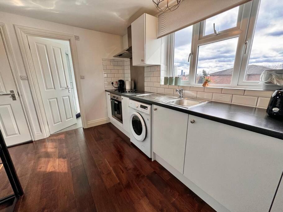 Superb Loft 30min To Apartment London