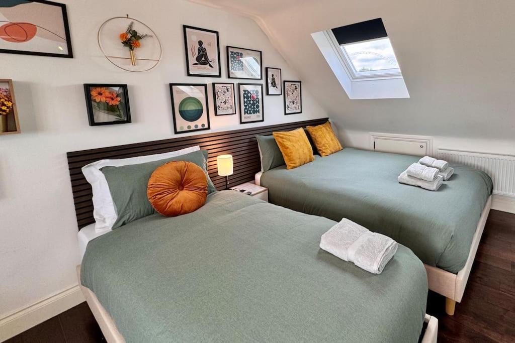 Apartment Superb Loft 30min To London