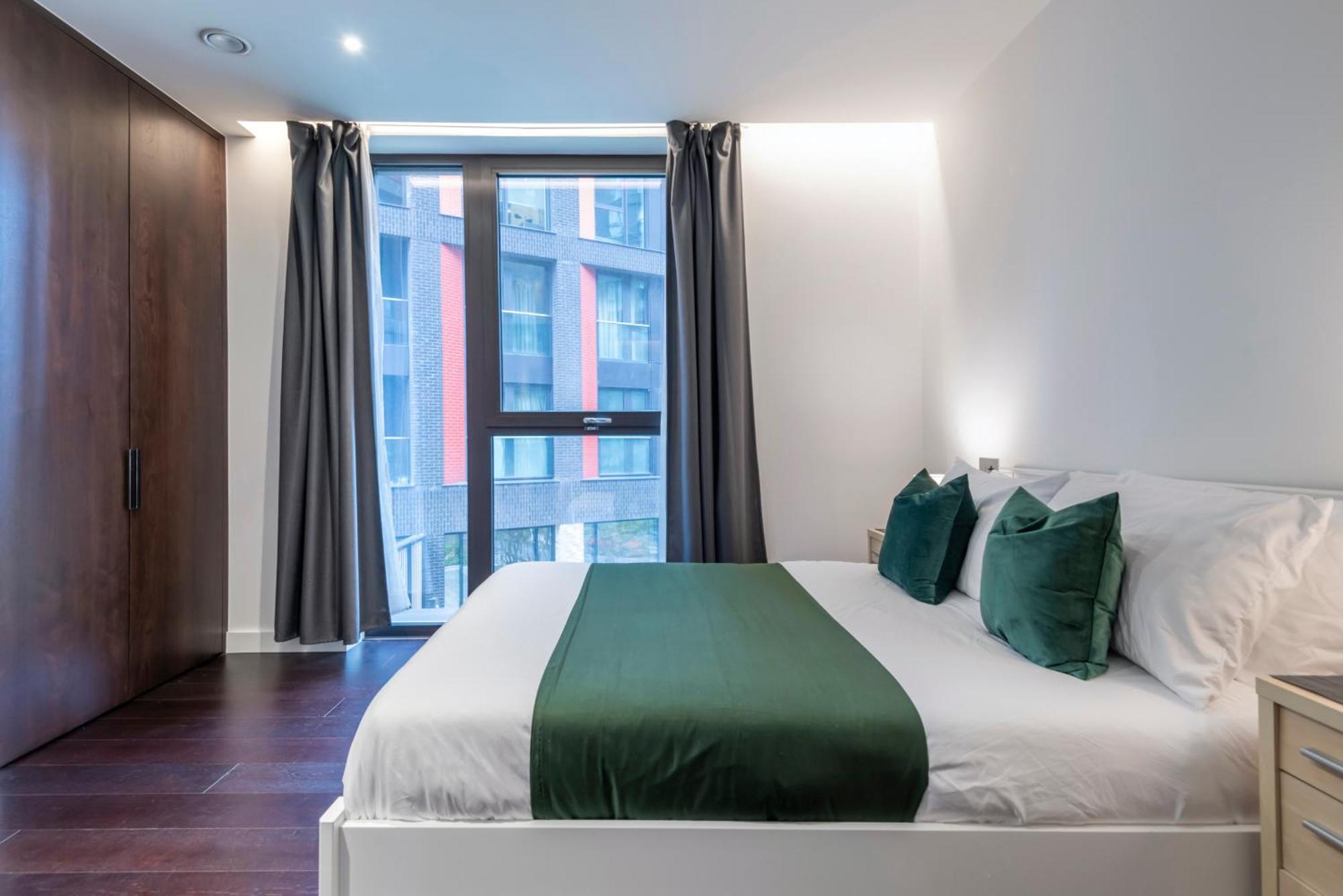 The Embassy Two Bedrooms Devereux Residences Appartement *