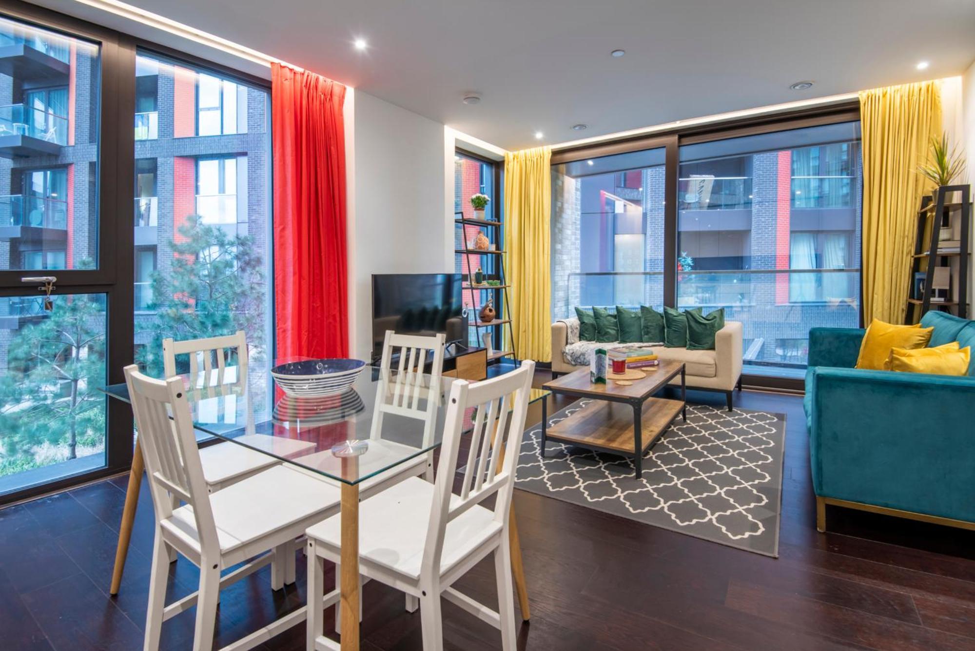 The Embassy Two Bedrooms Devereux Residences Appartement