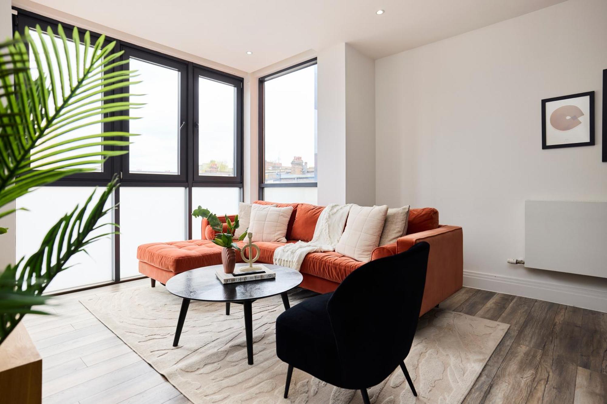 The Harlesden Breakout - Glamorous 2bdr Flat Apartment *