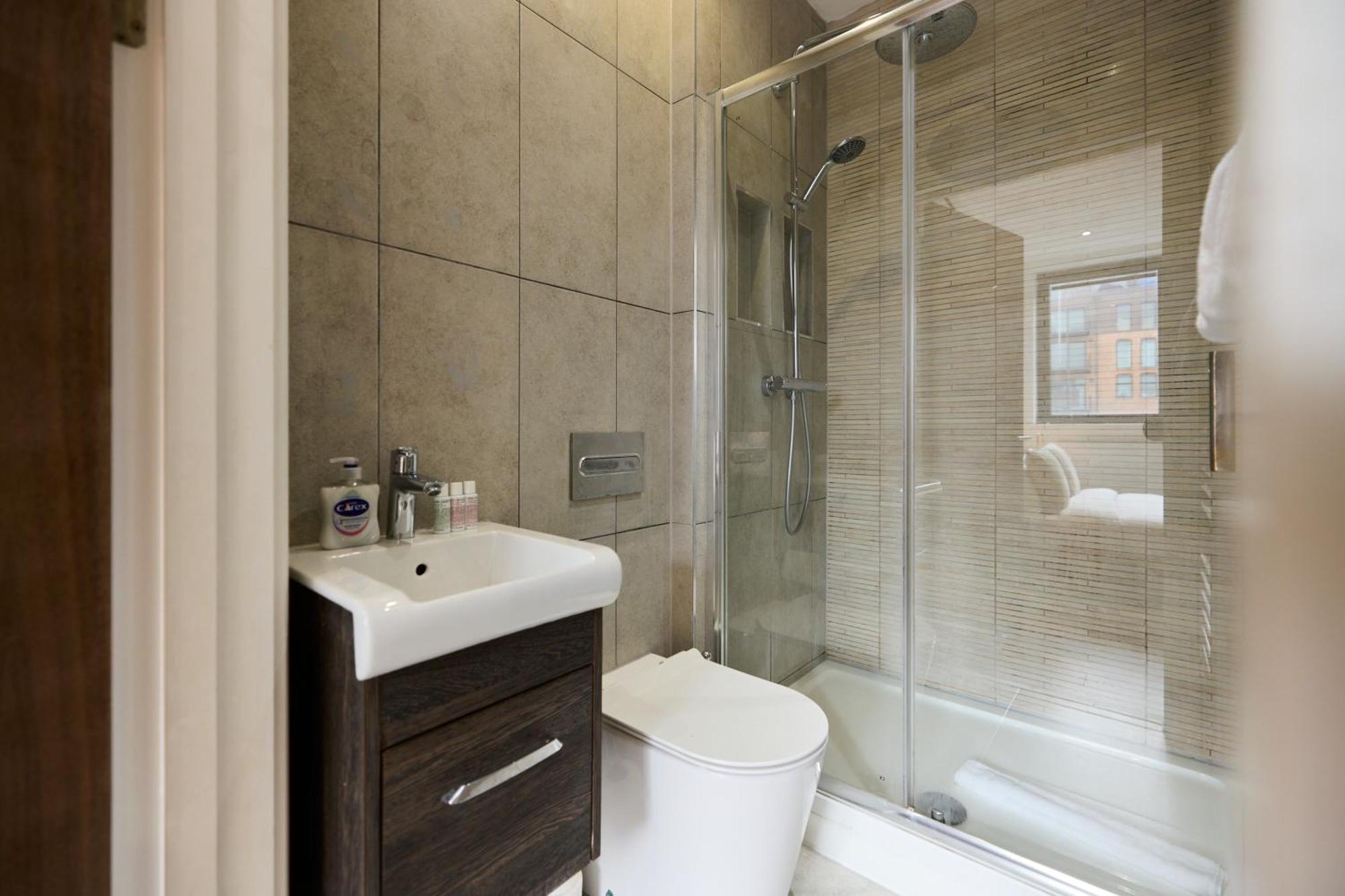 Apartment The Harlesden Breakout - Glamorous 2bdr Flat *