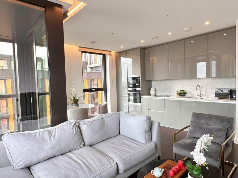 Luxurious And Spacious Near Us Embassy * Londres