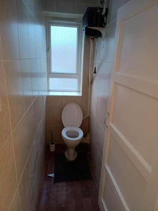 Apartamento Spacious 3 Bed Flat Opp Springfield Park, Hackney. Londres