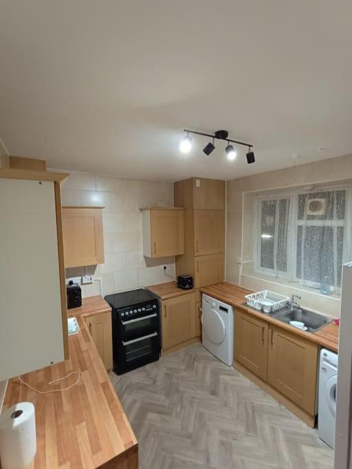 Apartamento Spacious 3 Bed Flat Opp Springfield Park, Hackney. *