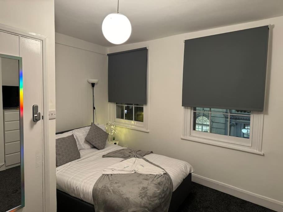 4 • Double Bed In King's Cross Apartamento *