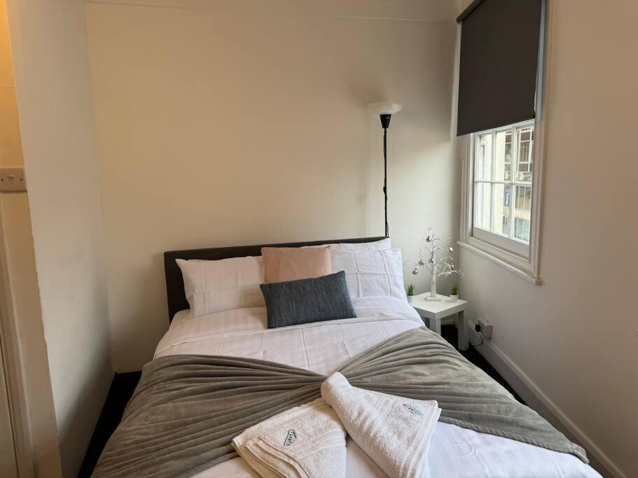 4 • Double Bed In King's Cross * Londres