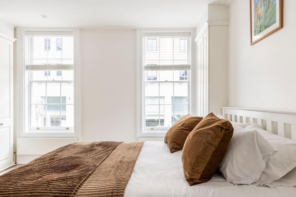 Historic Joseph Conrad House In Heart Of London! Londres