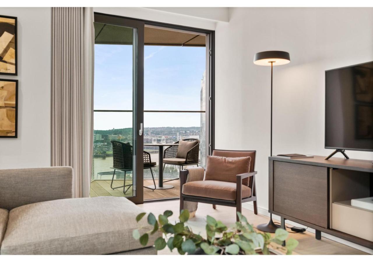 Elegant And Modern In Canary Wharf Right Next To Thames * Londen
