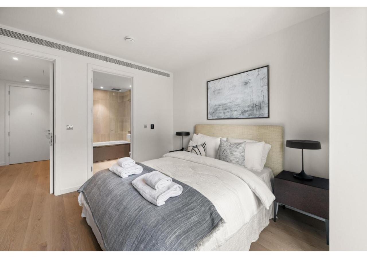 Elegant And Modern In Canary Wharf Right Next To Thames * Londen