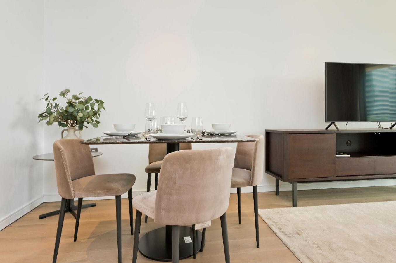 Appartement Elegant And Modern In Canary Wharf Right Next To Thames
