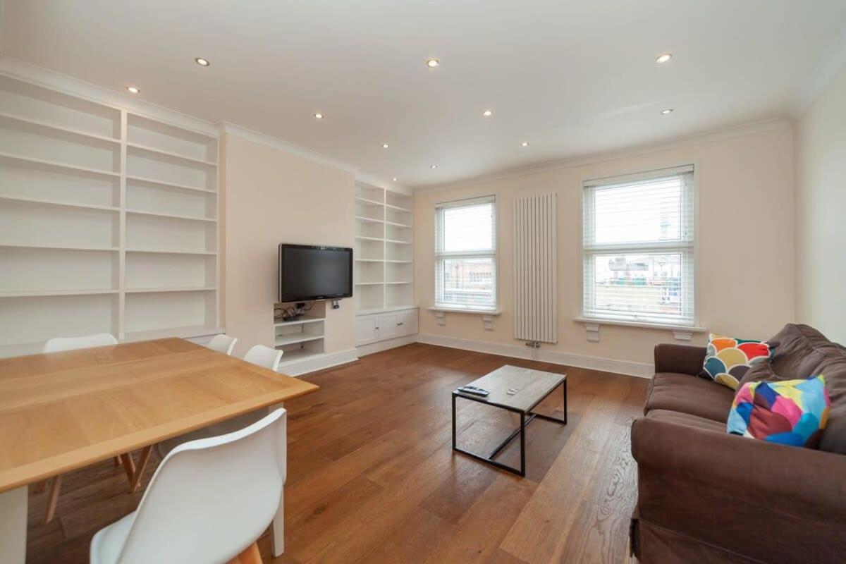 Spacious 2 Bedroom Maisonette In Stratford Apartamento