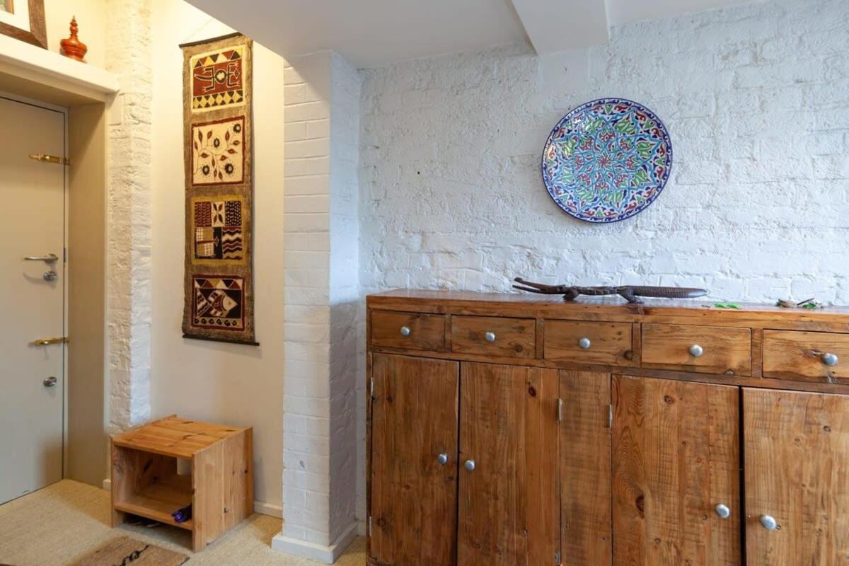 Charming 1 Bedroom In Old School House Apartamento Londres